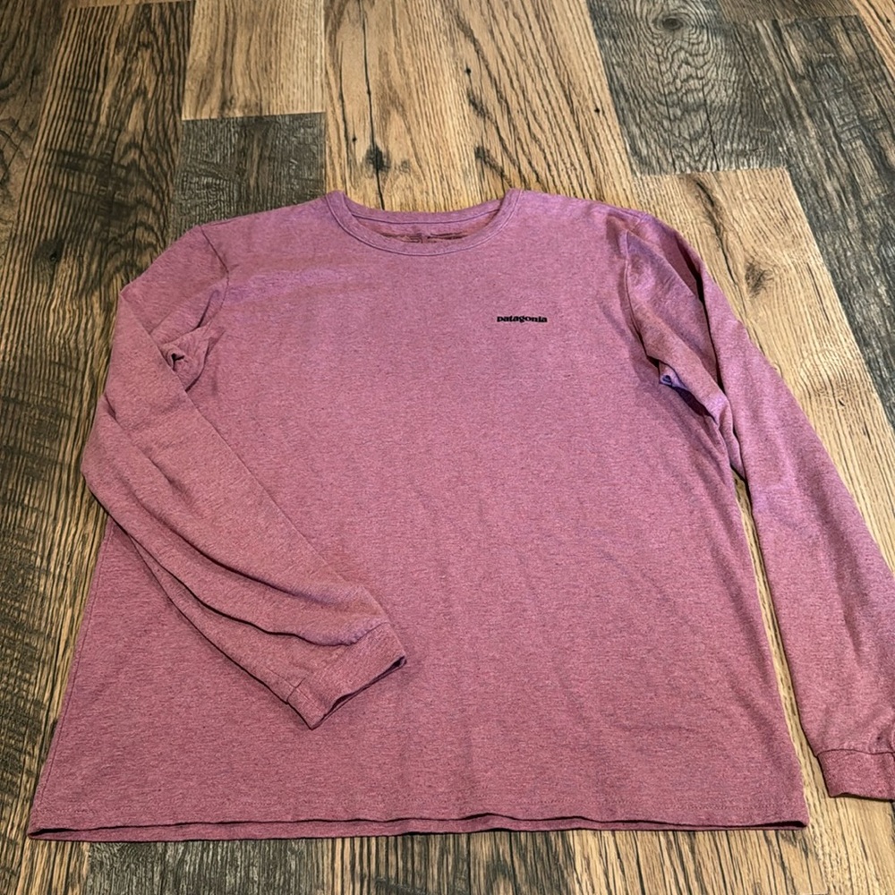 Women’s Longsleeve Patagonia TShirt size L